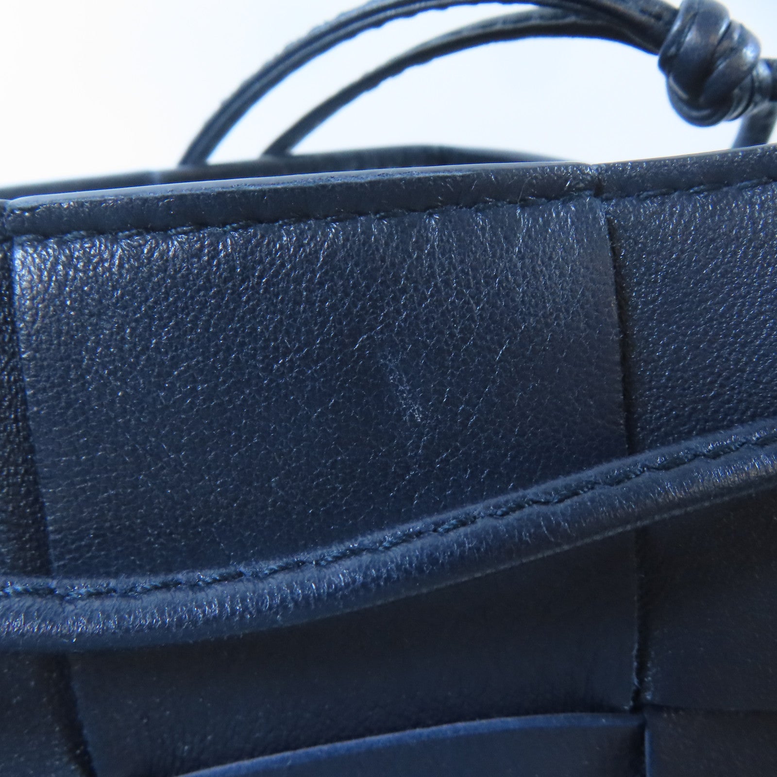 BOTTEGA VENETA 織紋皮革Cassette Bucket肩背袋黑色