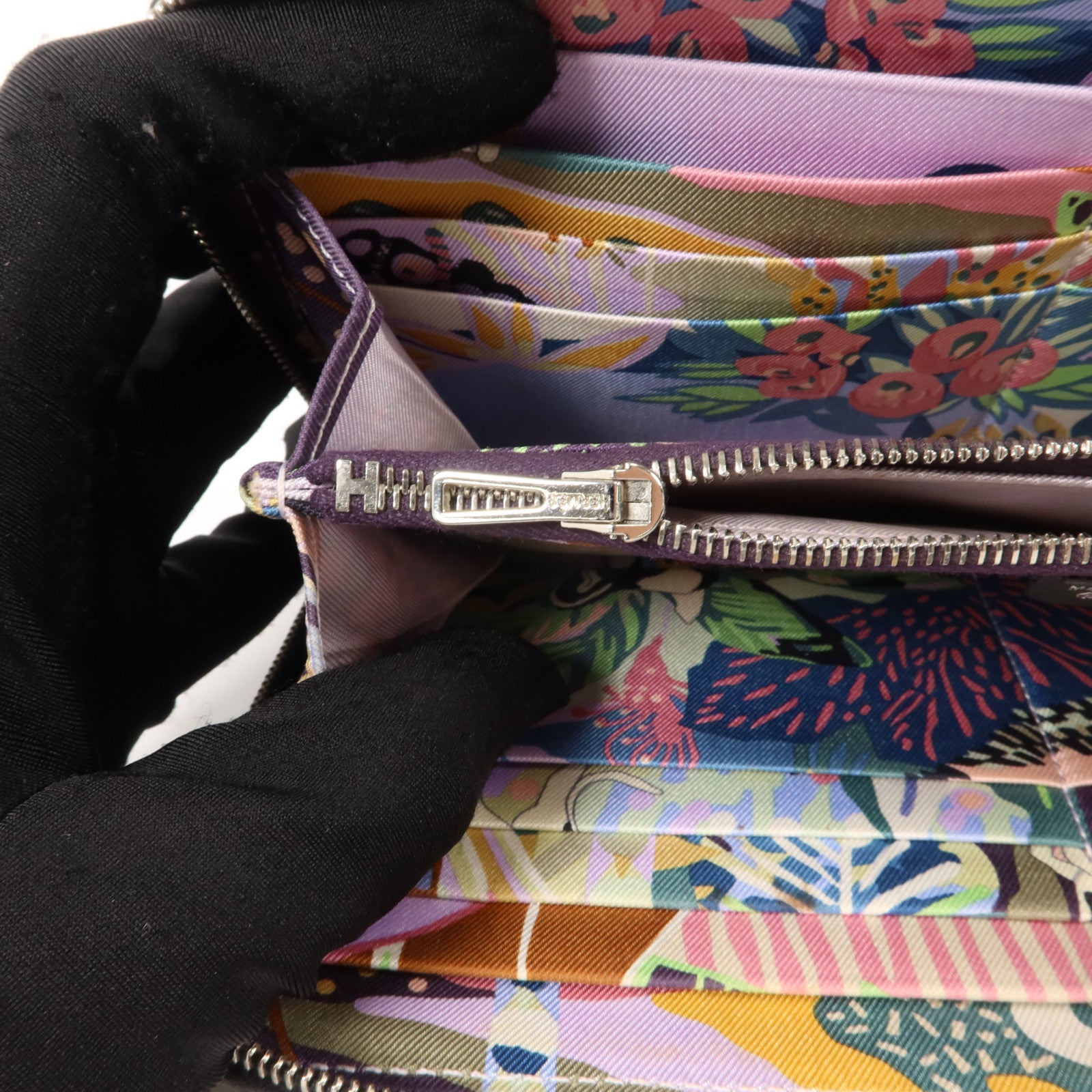 HERMES Epsom皮革Silk In Classique Long Wallet長錢包Noir