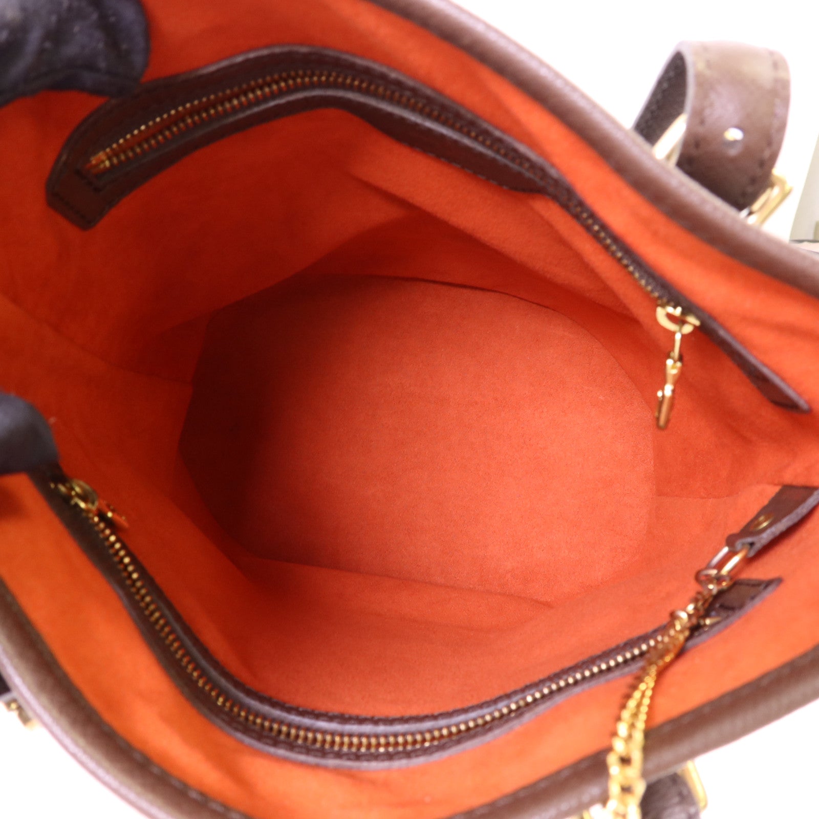 LOUIS VUITTON Damier Marais金扣肩背袋