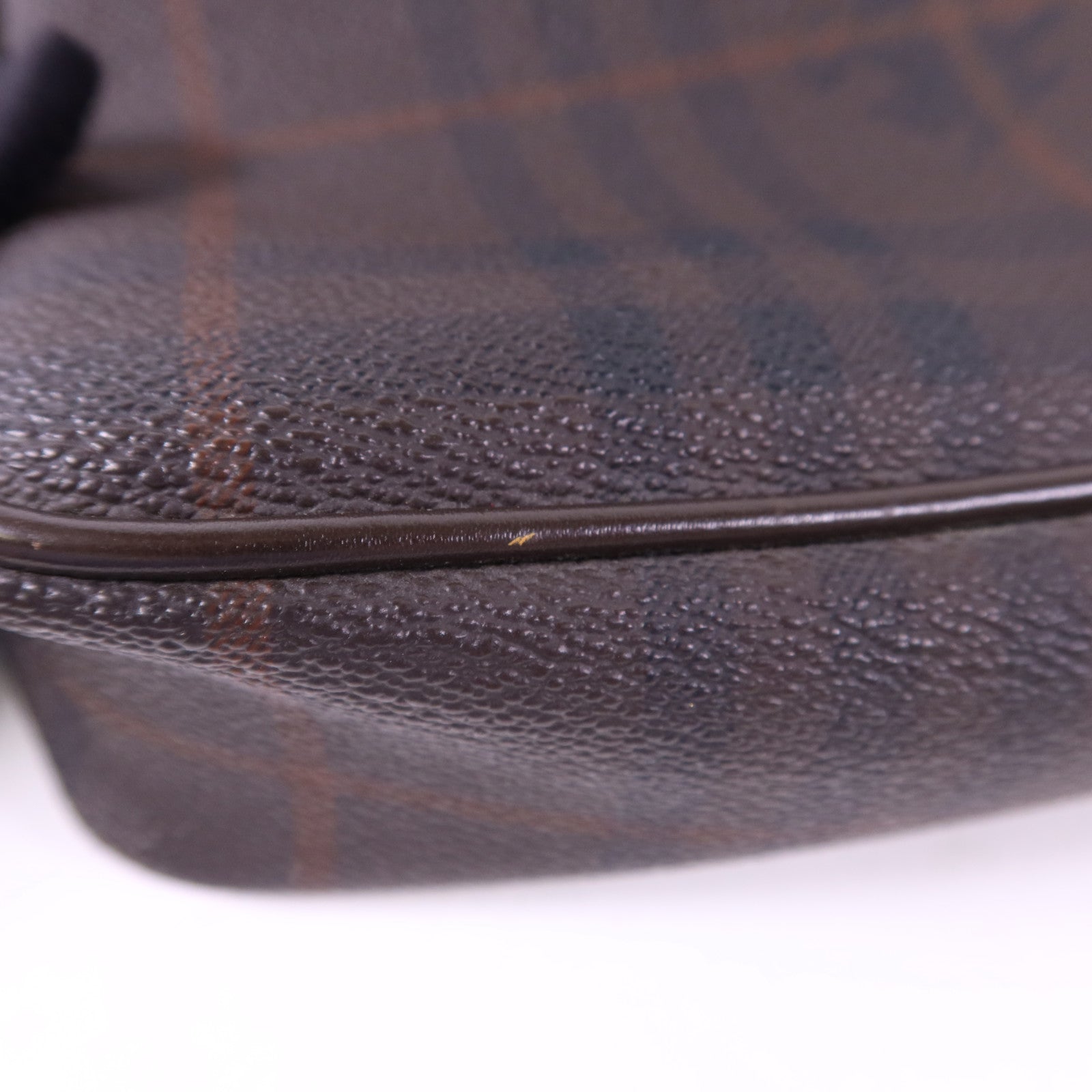 BURBERRY 塗層帆布Shoulder Bag銀扣肩背袋