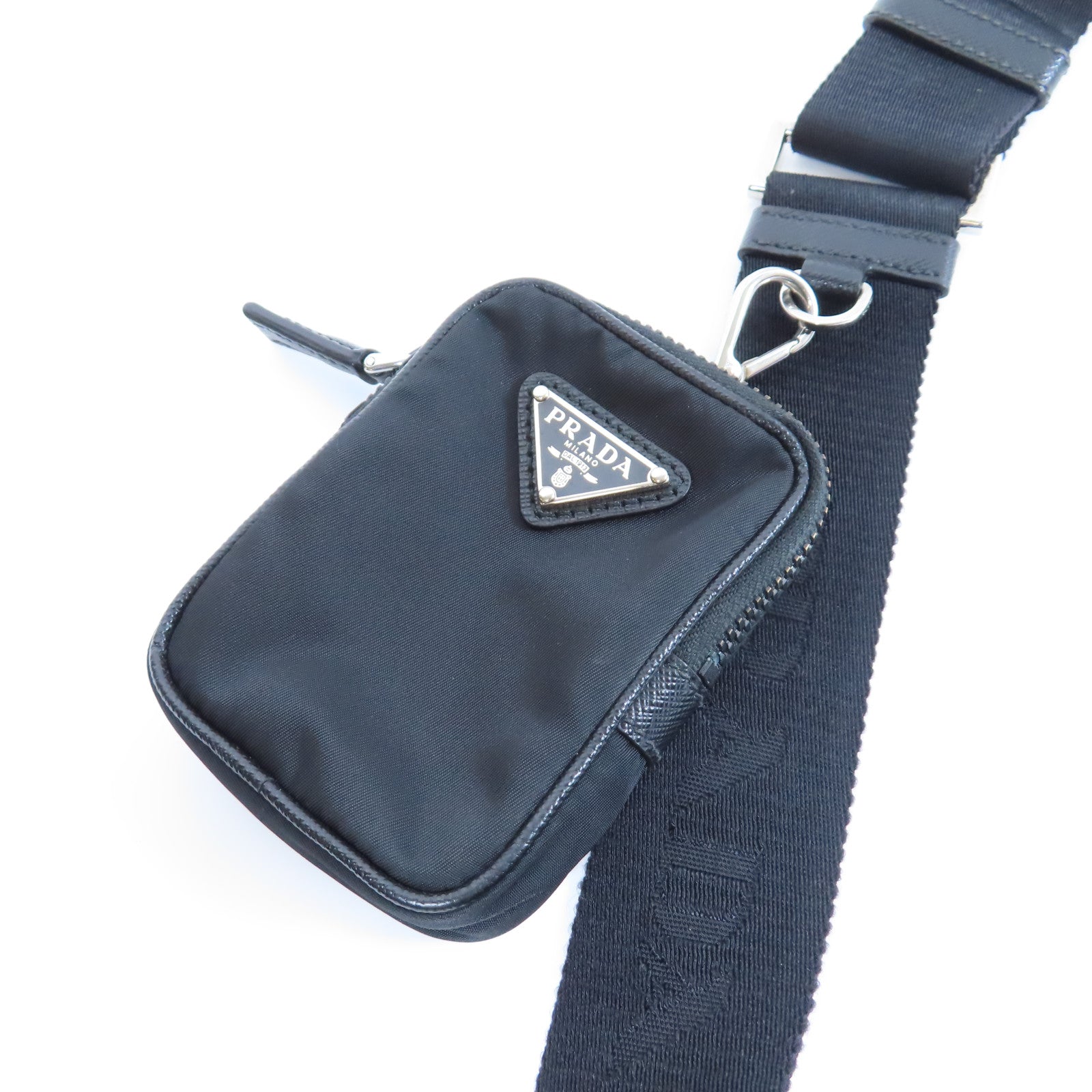 PRADA 【激減優惠】尼龍Shoulder Bag銀扣肩背袋黑色