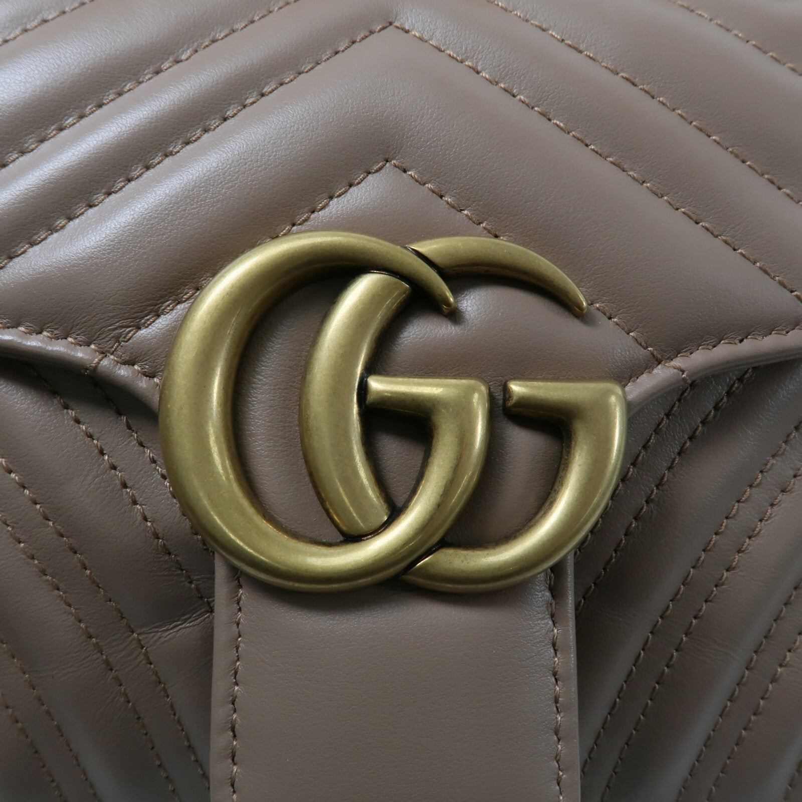 GUCCI 牛皮皮革GG Marmont鏈帶肩背袋