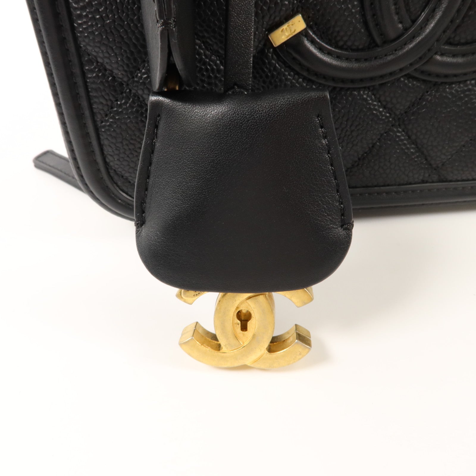 CHANEL 牛皮皮革CC Filigree Vanity Case Medium手挽肩背兩用袋