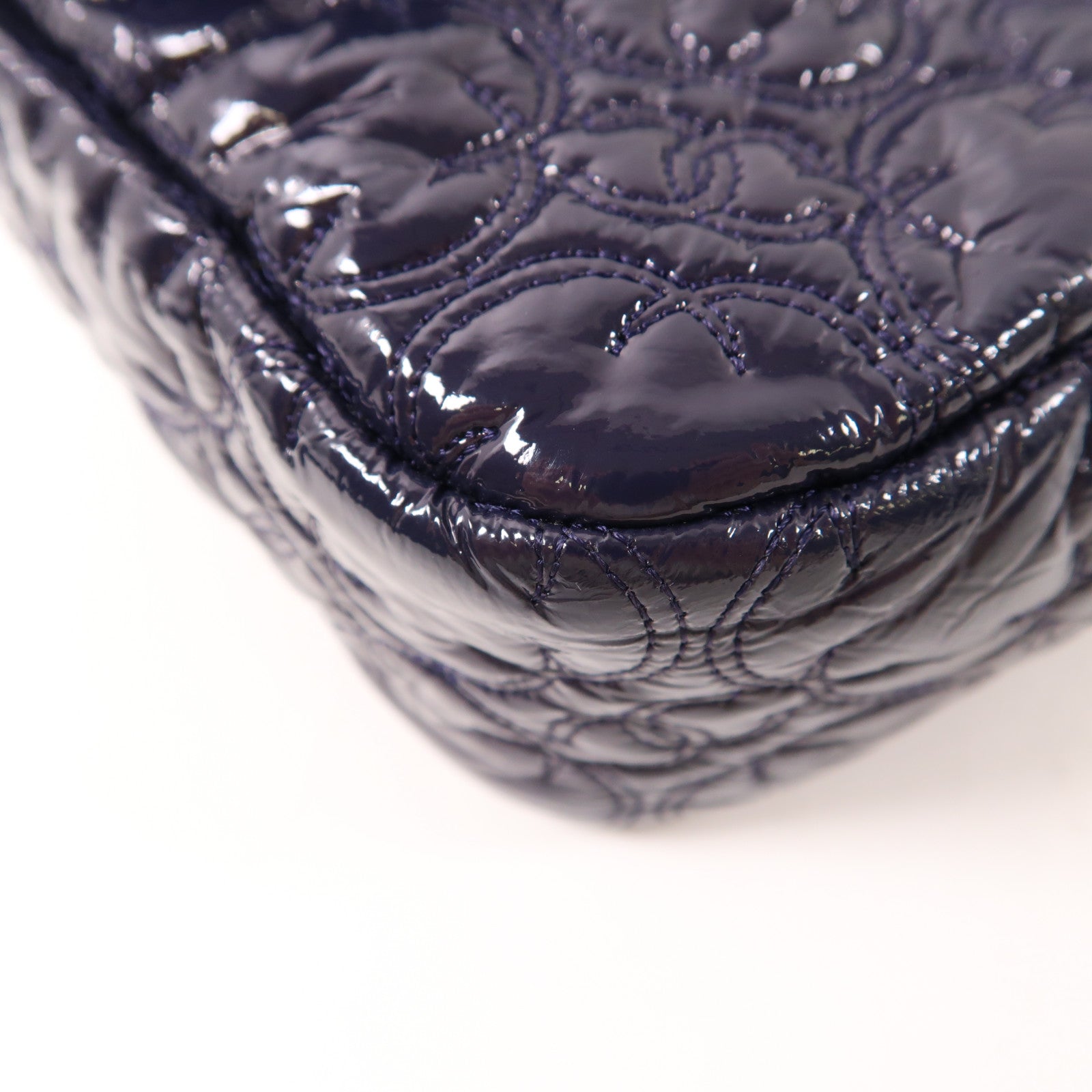 CHANEL 漆皮皮革Chain Shoulder Bag銀扣鏈帶肩背袋深紫色