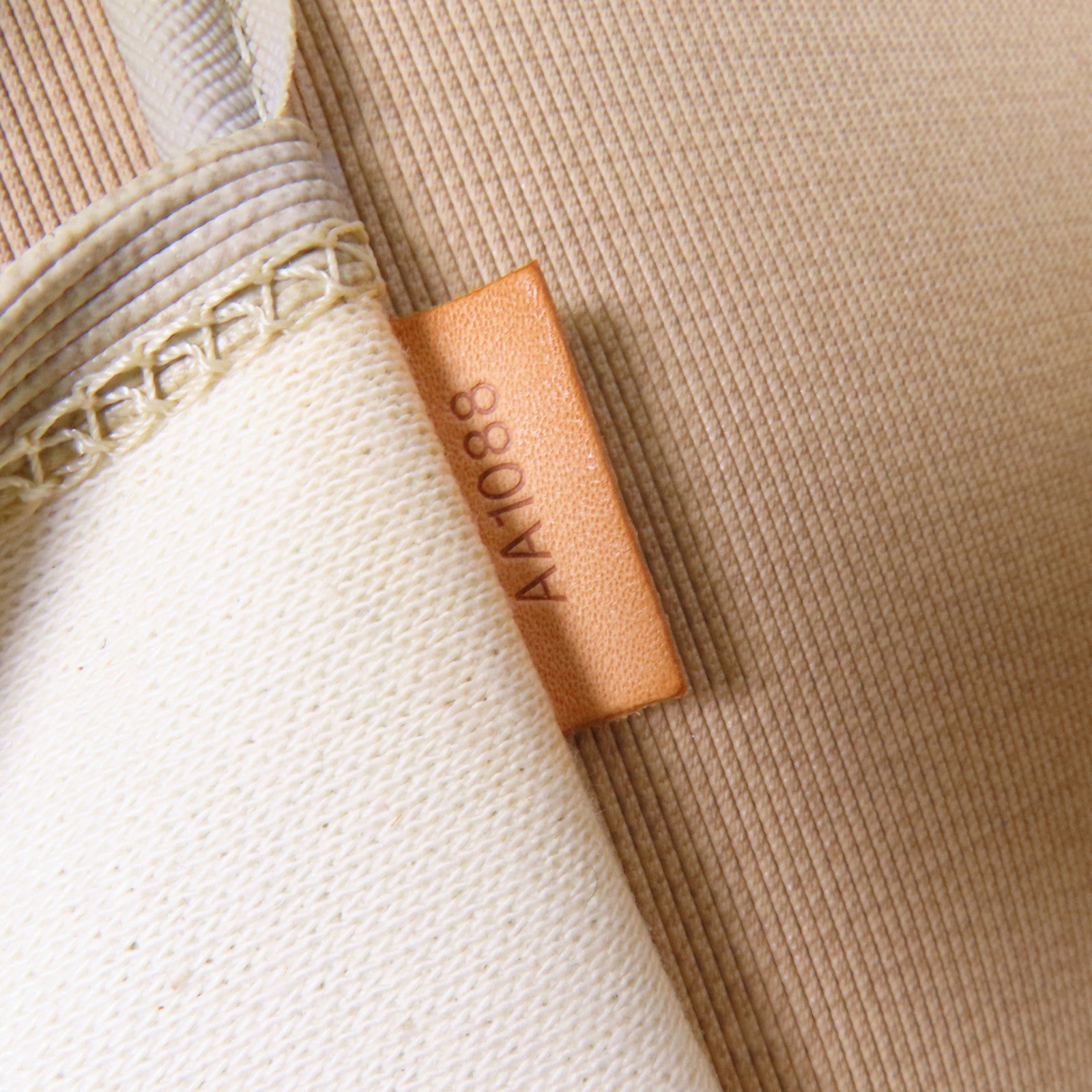 LOUIS VUITTON Monogram Sirius 70金扣波士頓包