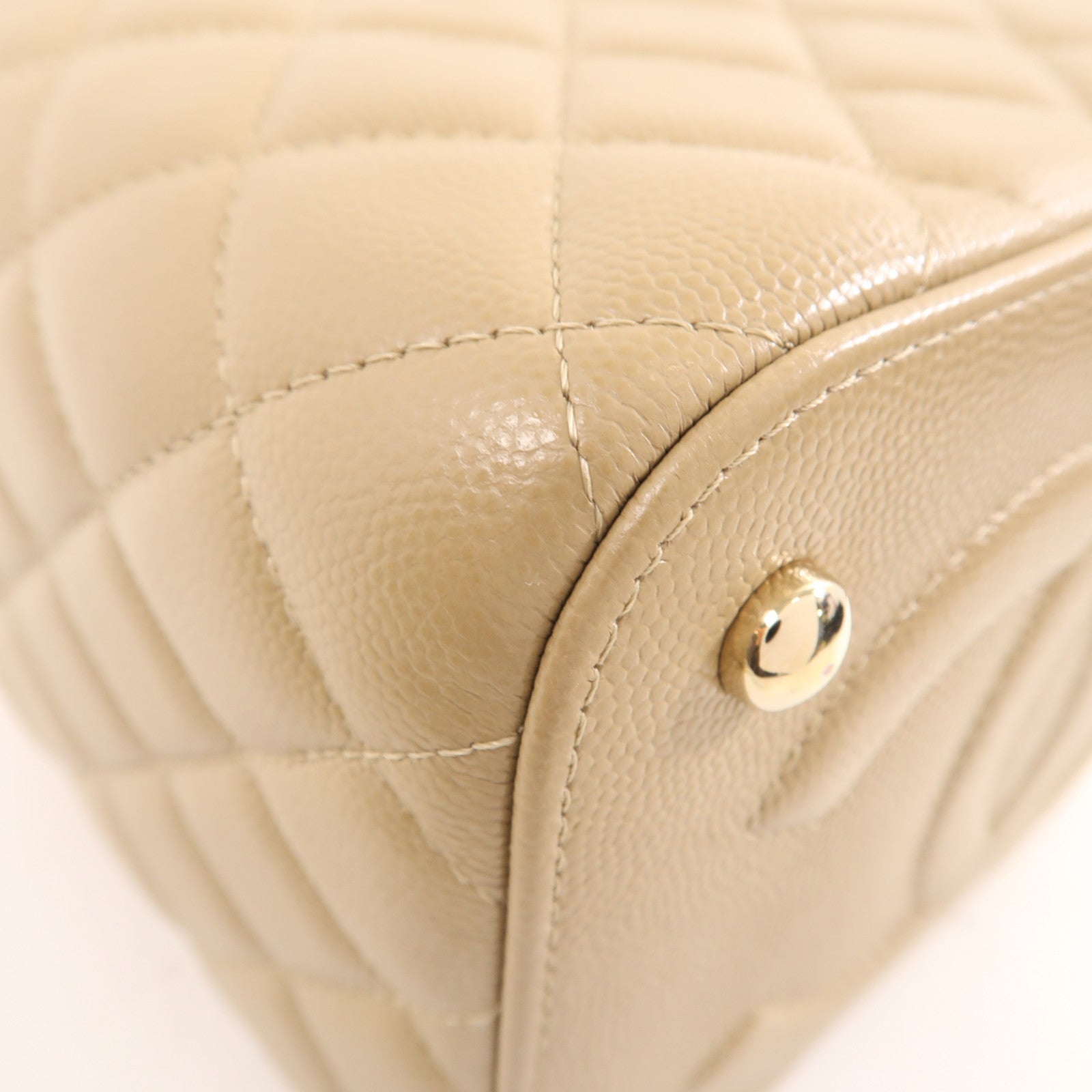 CHANEL 菱格牛皮皮革Vanity Case金扣手挽肩背兩用袋米色