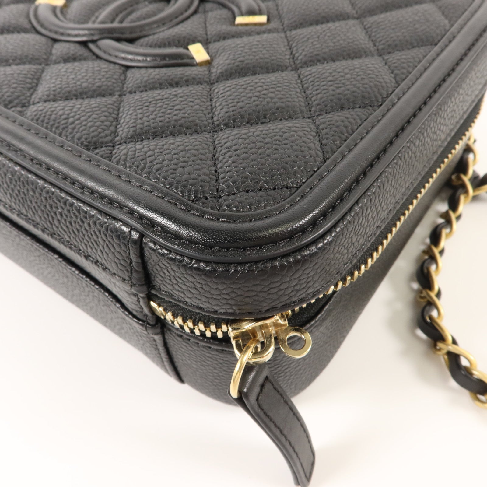 CHANEL 牛皮皮革CC Filigree Vanity Case Medium手挽肩背兩用袋
