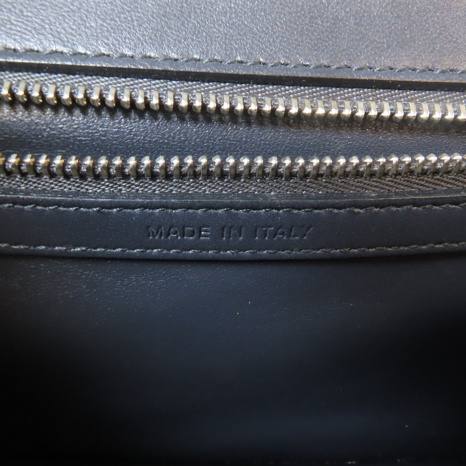 Dior 【激減優惠】漆皮皮革Diorama銀扣鏈帶肩背袋