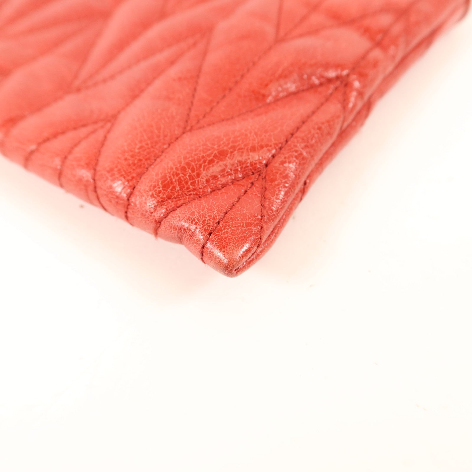 Miu Miu 牛皮皮革Pouch銀扣小袋