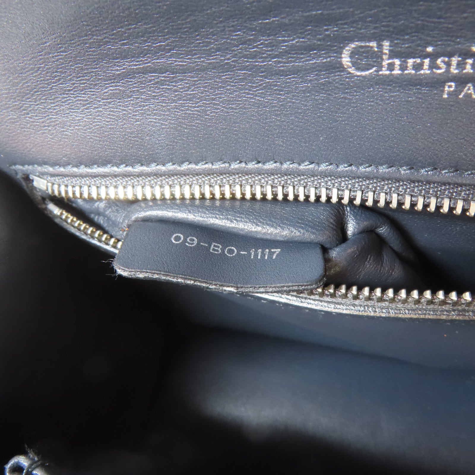 Dior 【激減優惠】漆皮皮革Diorama銀扣鏈帶肩背袋