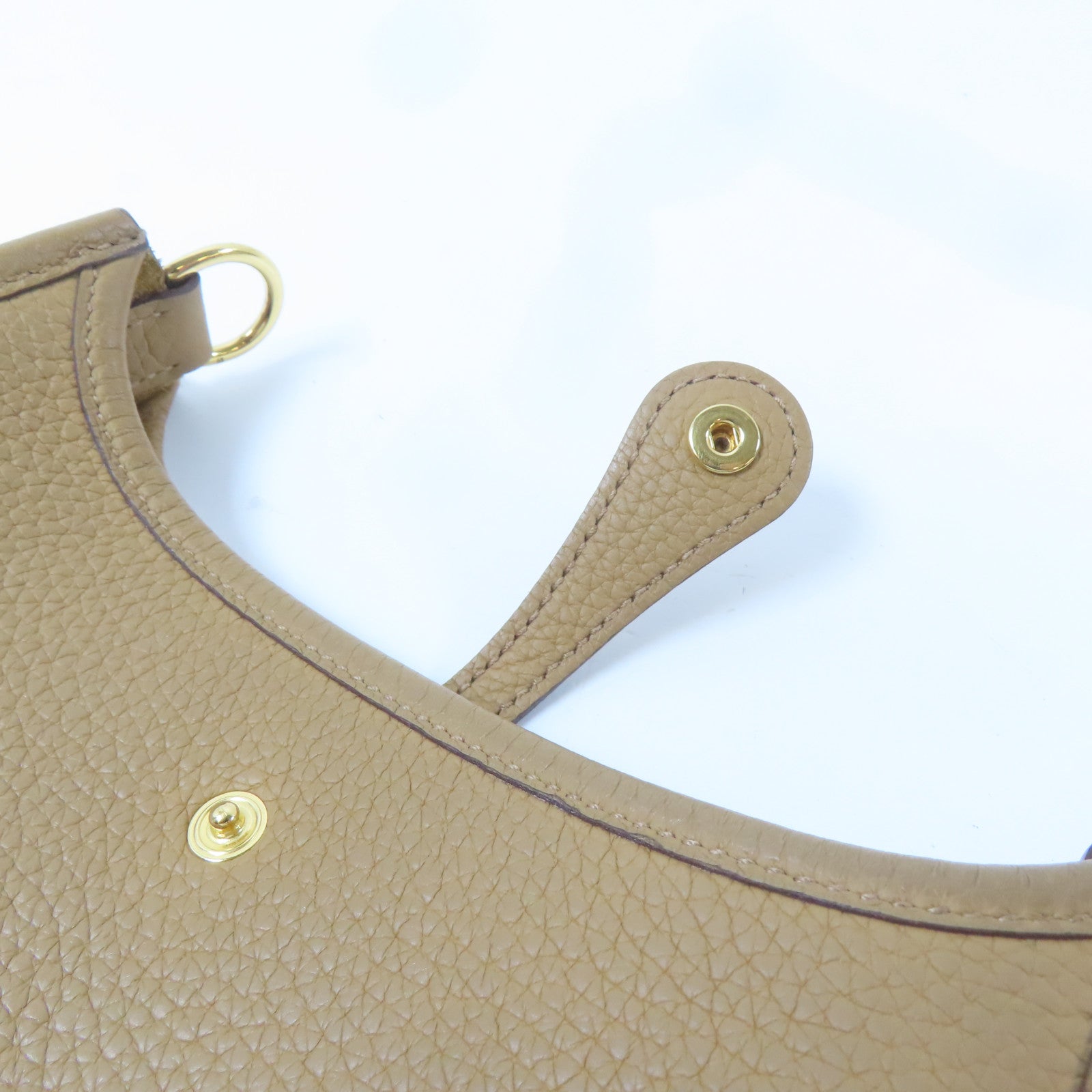 HERMES Clemence皮革Evelyne TPM金扣肩背袋Biscuit/啡色