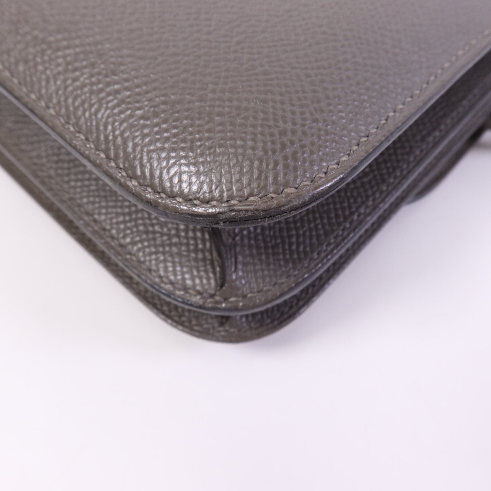 HERMES Epsom皮革Mini Constance金扣肩背袋