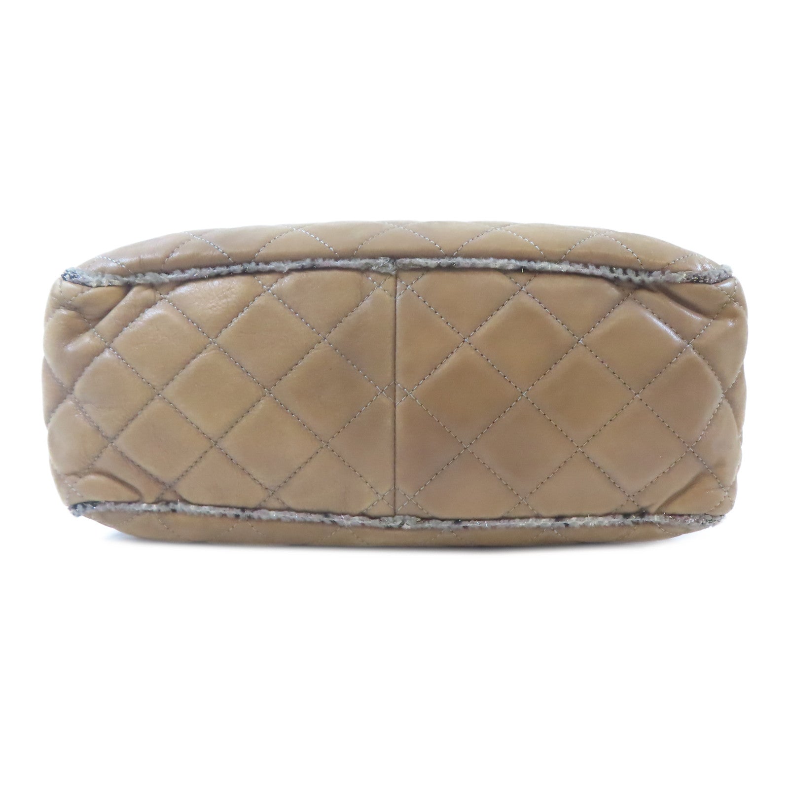 CHANEL【激減優惠】 皮革Shoulder Bag金扣肩背袋啡色