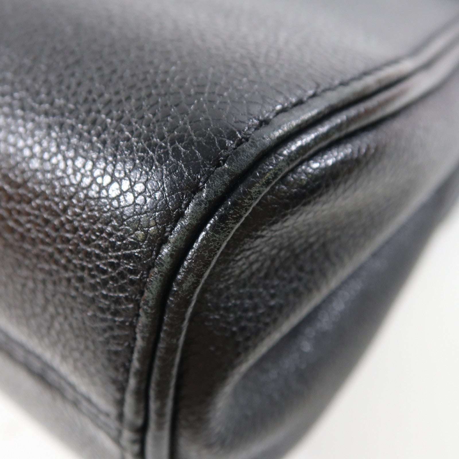 LOUIS VUITTON Monogram Empreinte Saint Germain MM金扣肩背袋黑色