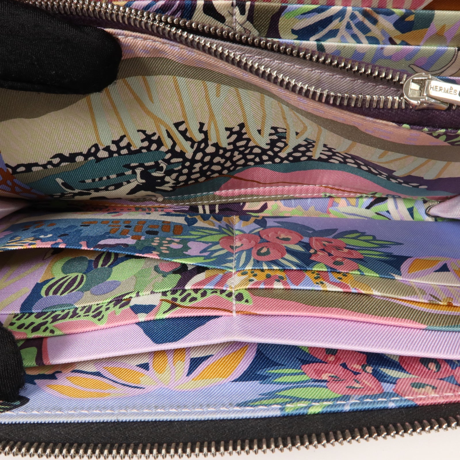 HERMES Epsom皮革Silk In Classique Long Wallet長錢包Noir