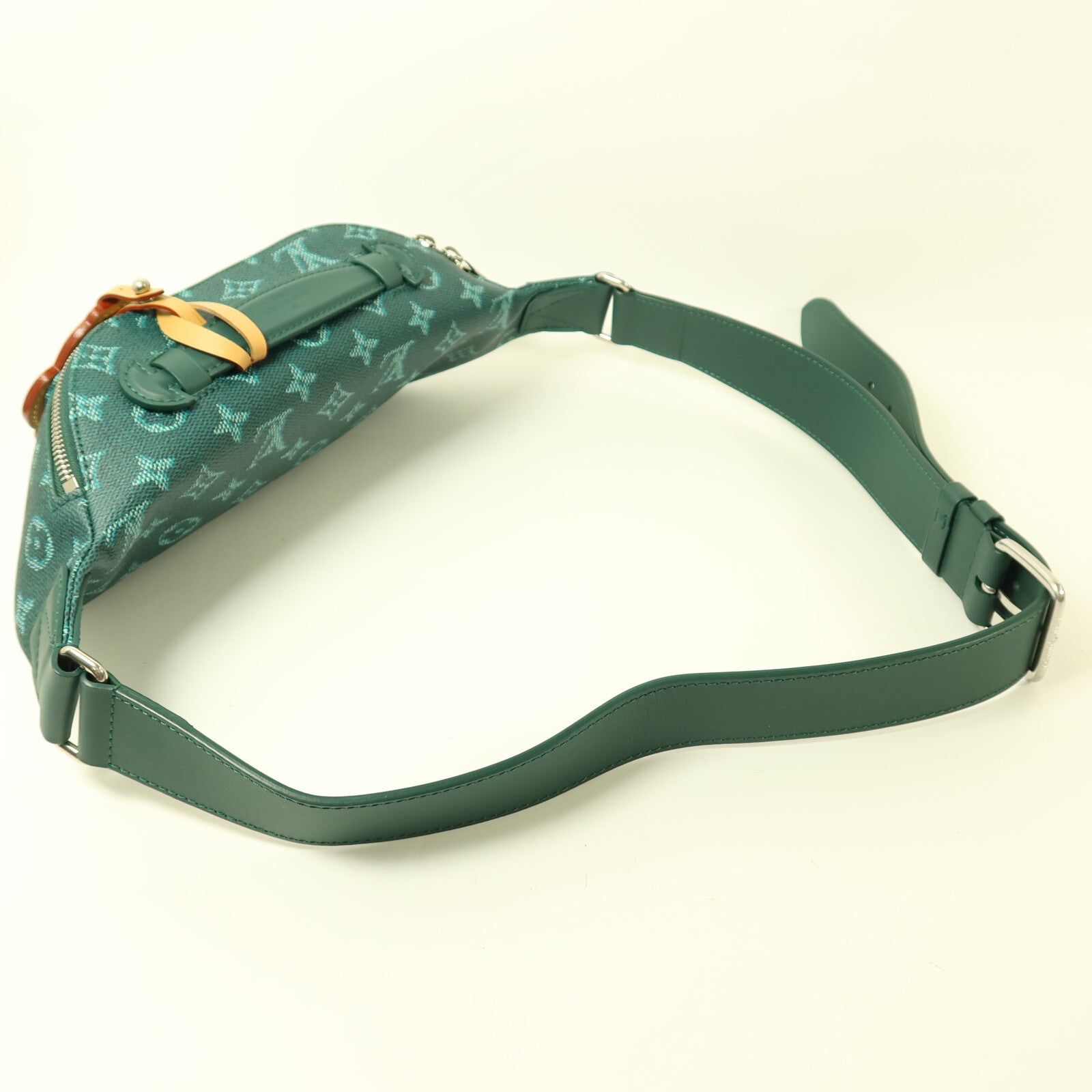 LOUIS VUITTON Monogram Heritage Dog LVers Rush Bumbag銀扣腰包