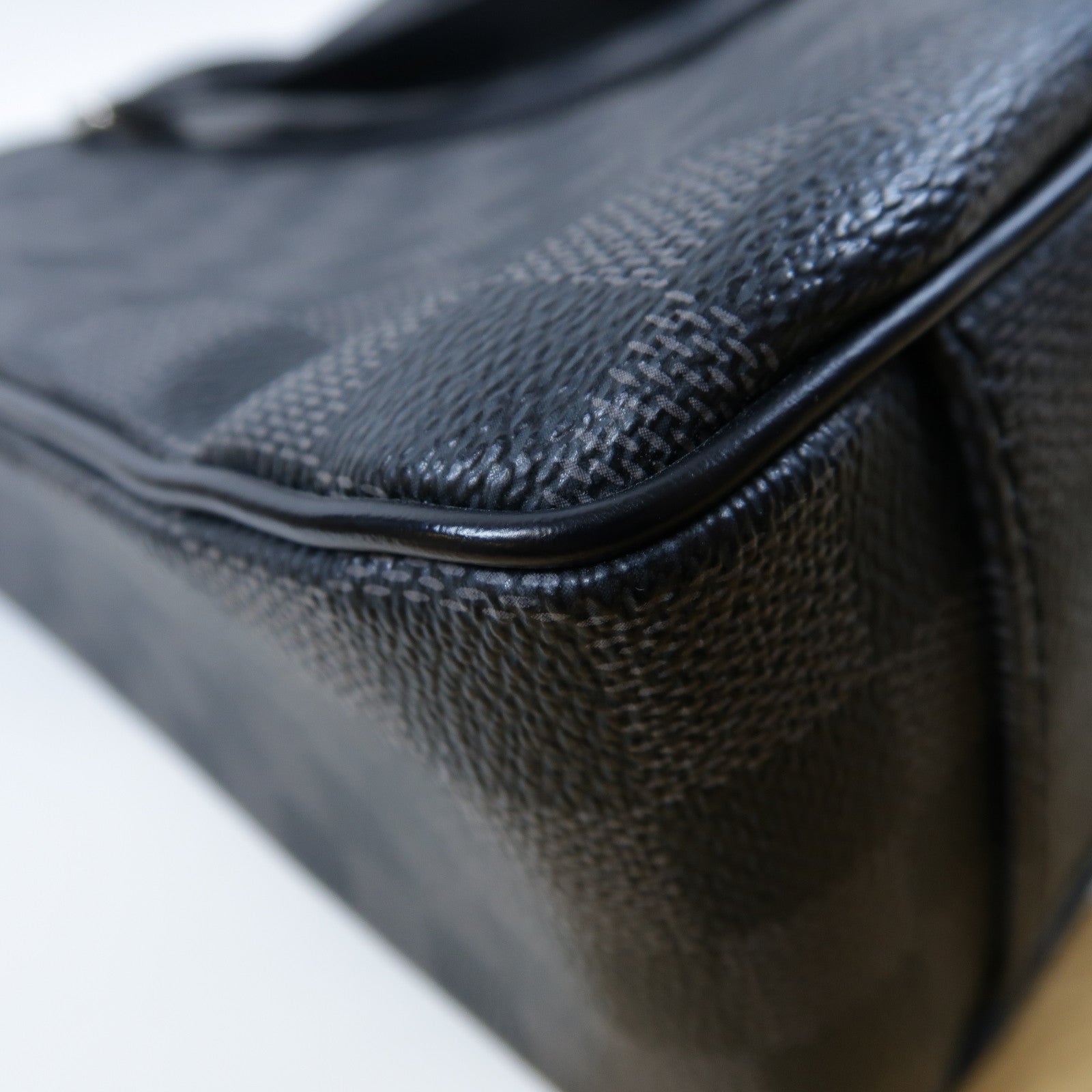 LOUIS VUITTON Damier Graphite Tadao銀扣手挽肩背兩用袋黑色