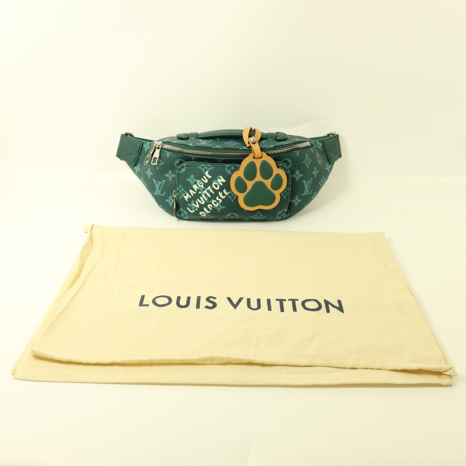 LOUIS VUITTON Monogram Heritage Dog LVers Rush Bumbag銀扣腰包
