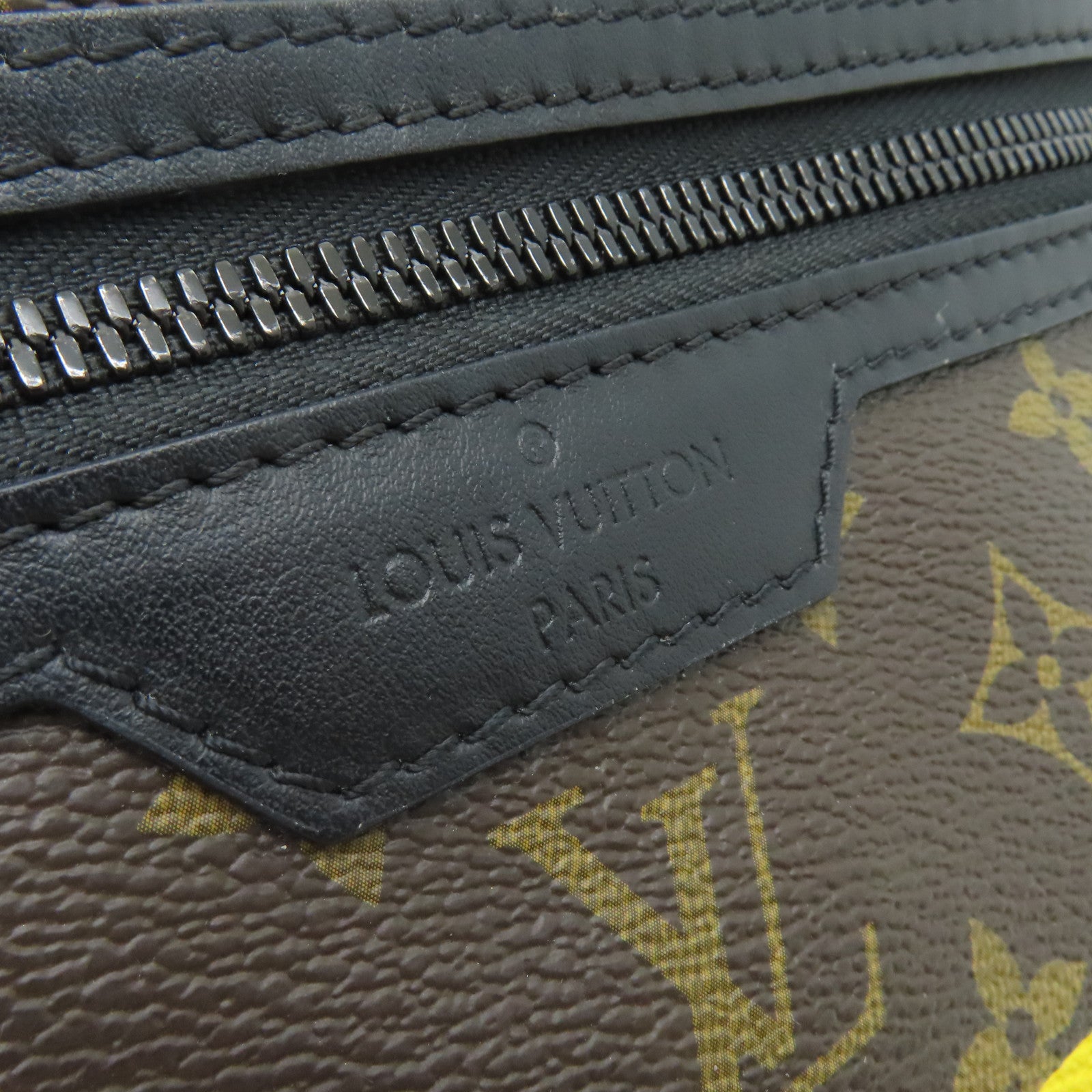 LOUIS VUITTON Monogram/帆布Monogram D.Flat Shoulder Bag金扣肩背袋啡色/紫色