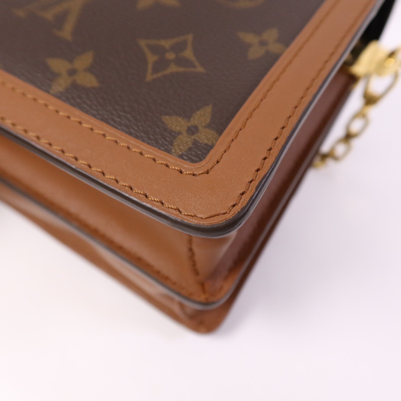 LOUIS VUITTON 【激減優惠】Monogram Reverse Dauphine MM金扣肩背袋