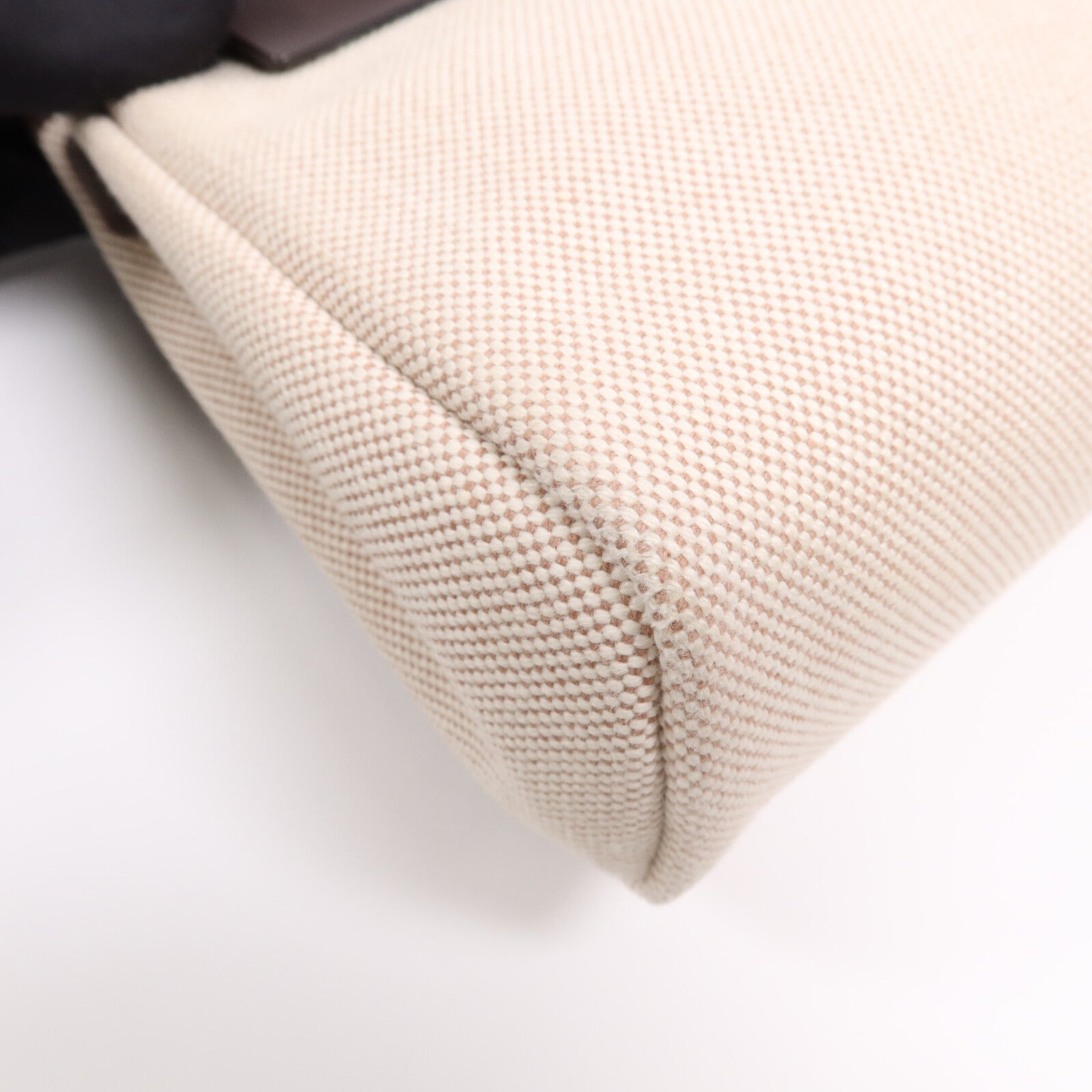 HERMES 帆布Mini Herbag金扣肩背袋