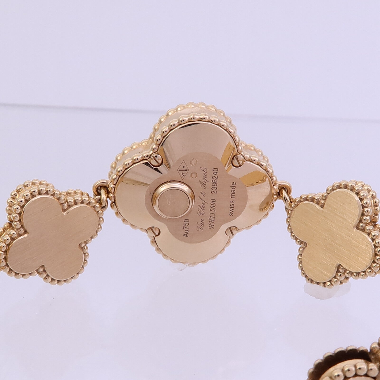 Van Cleef & Arpels Sweet Alhambra 2386240/VCAR090100