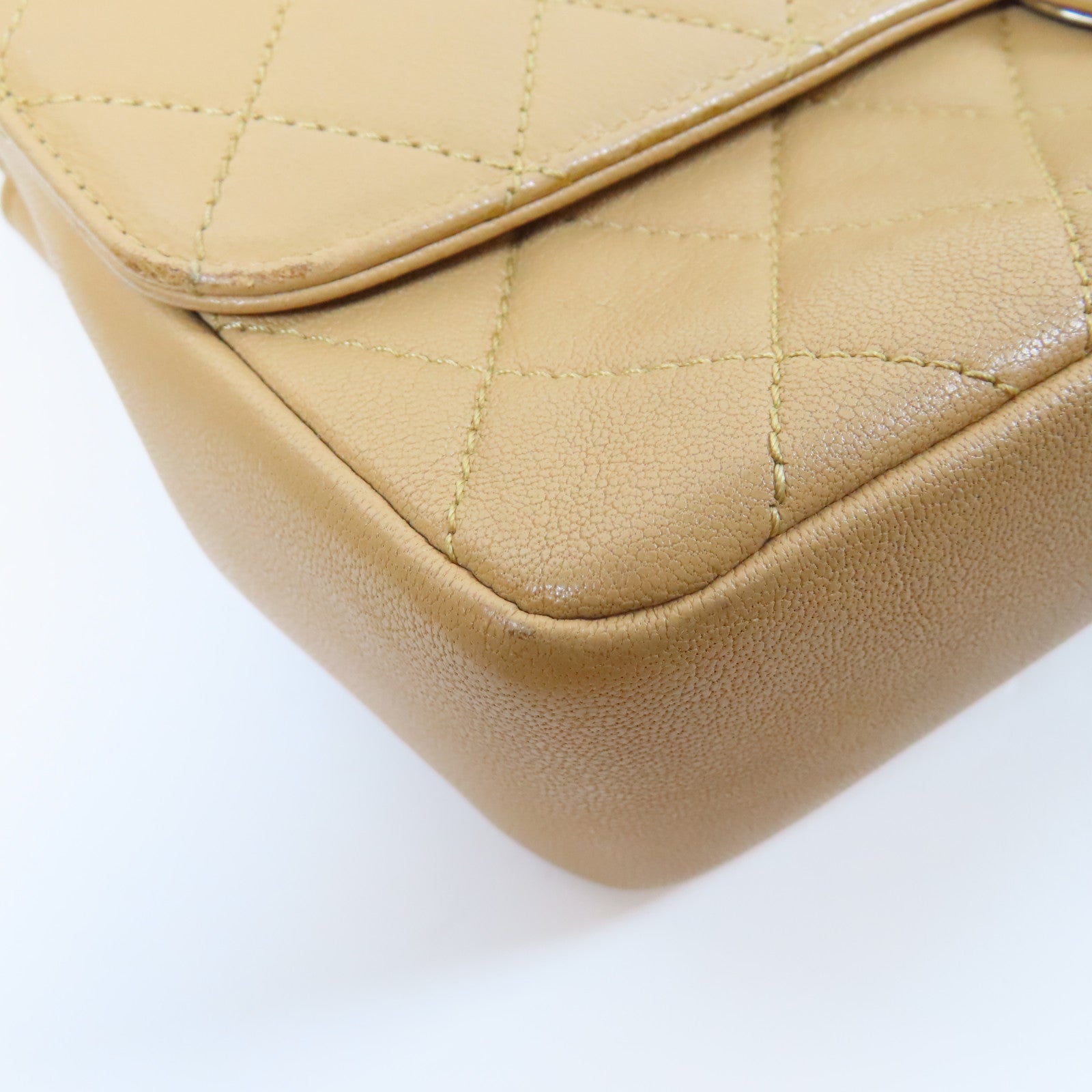 CHANEL **【激減優惠】菱格牛皮皮革Chain Shoulder Bag金扣鏈帶肩背袋米色