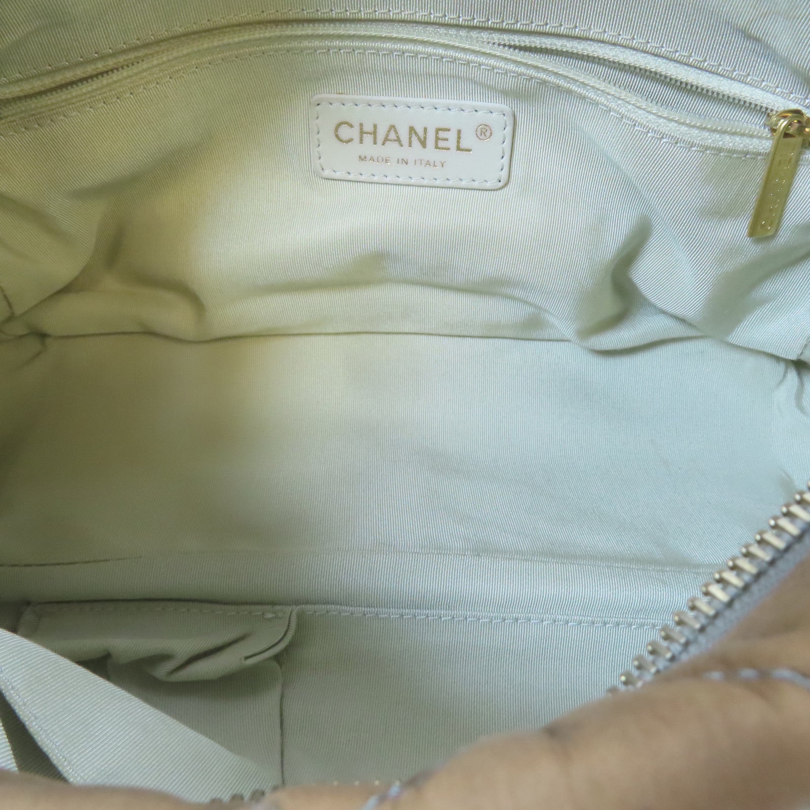 CHANEL【激減優惠】 皮革Shoulder Bag金扣肩背袋啡色