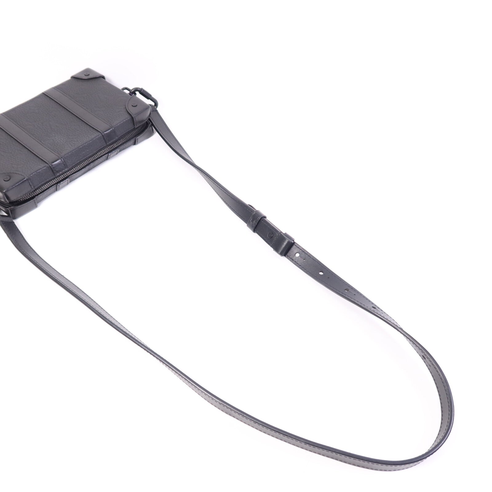 LOUIS VUITTON Monogram Taurillon Soft Trunk肩背袋