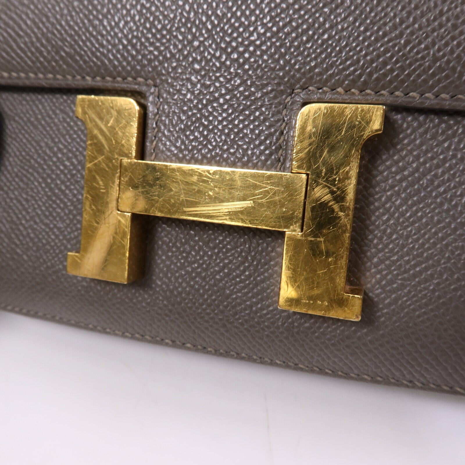HERMES Epsom皮革Mini Constance金扣肩背袋