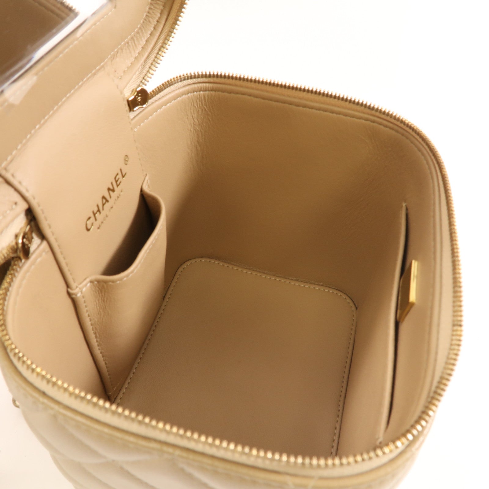 CHANEL 菱格牛皮皮革Vanity Case金扣手挽肩背兩用袋米色