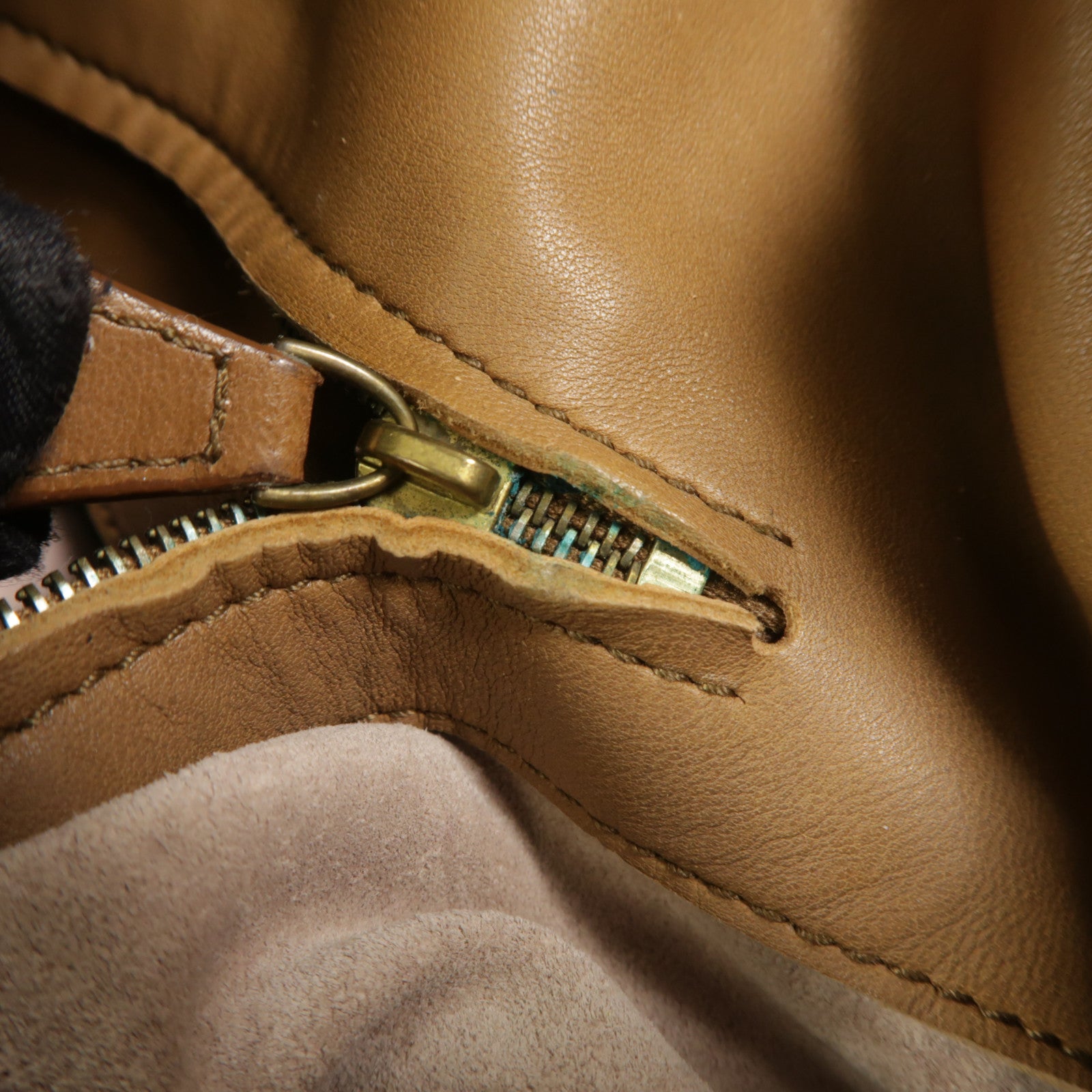BOTTEGA VENETA 牛皮皮革Shoulder Bag肩背袋