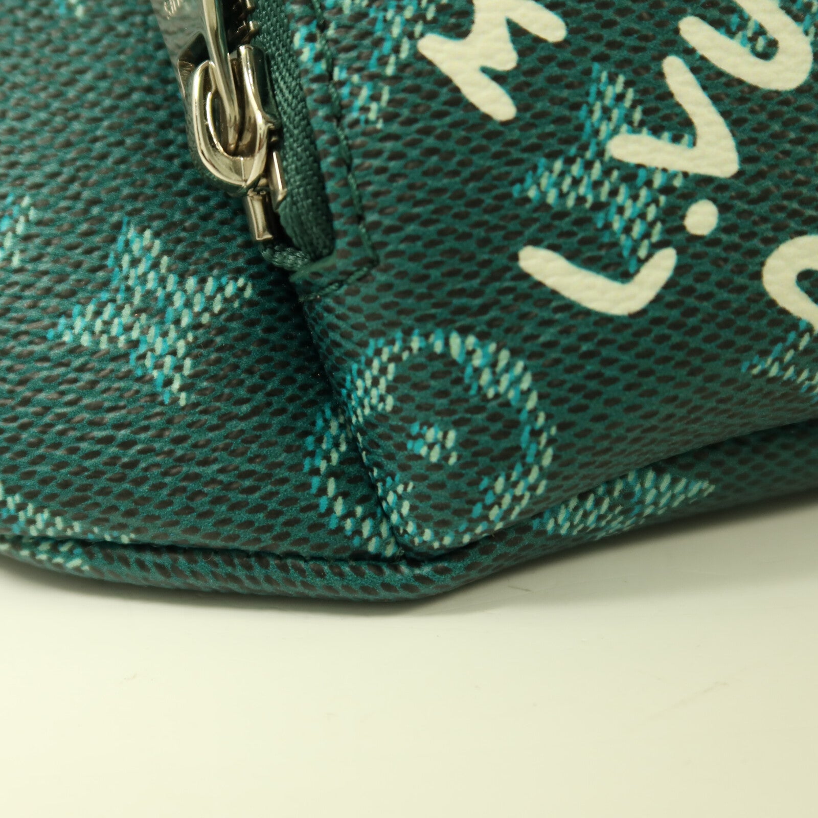 LOUIS VUITTON Monogram Heritage Dog LVers Rush Bumbag銀扣腰包