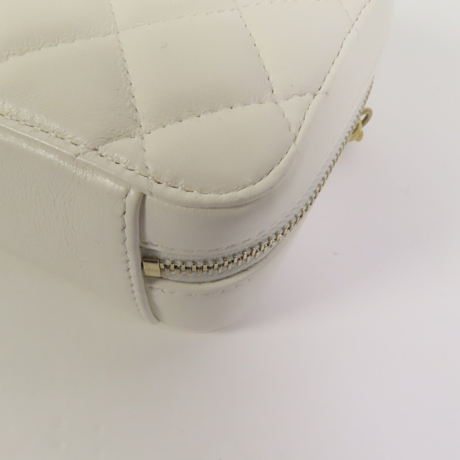 CHANEL 【激減優惠】羊皮皮革Shoulder Bag金扣肩背袋