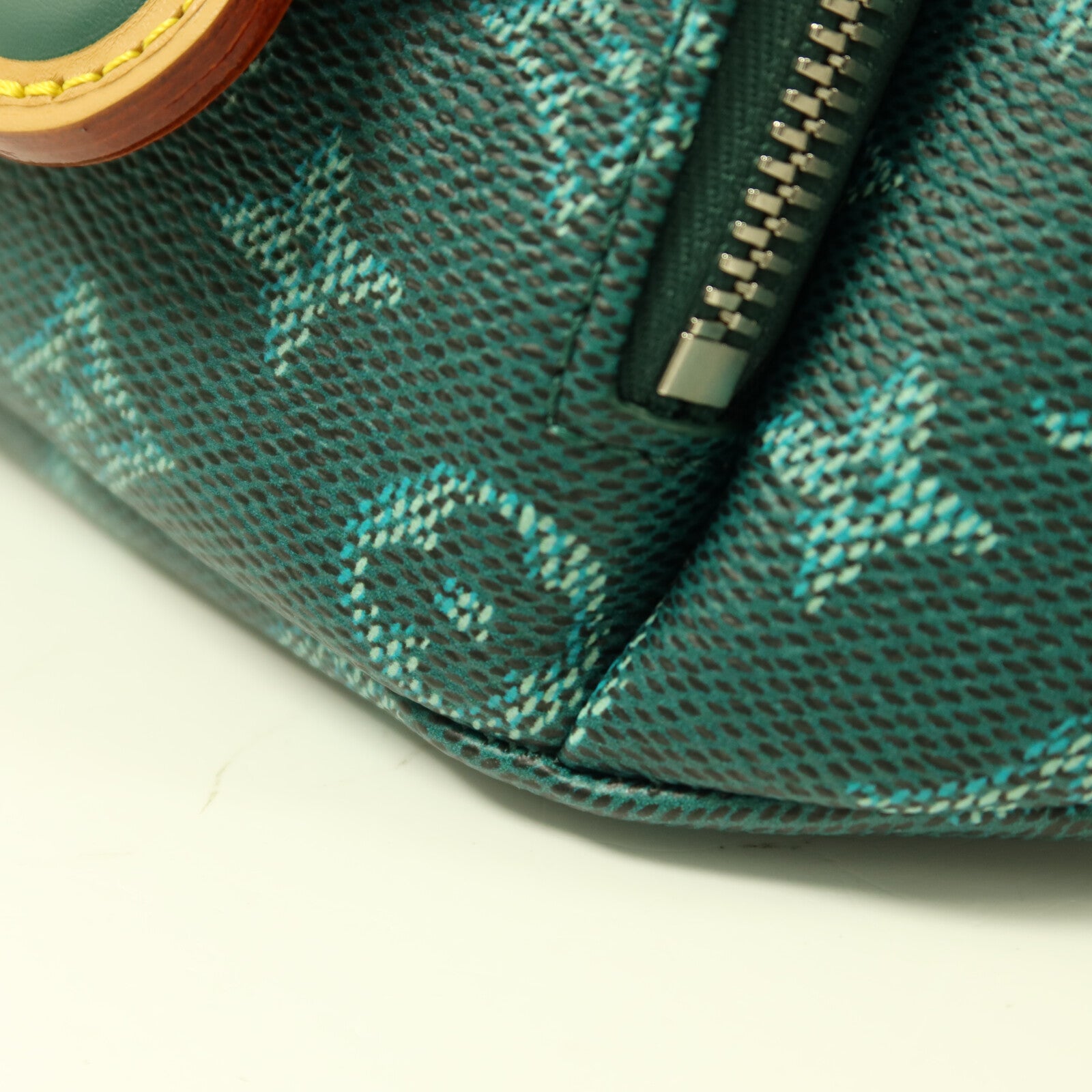 LOUIS VUITTON Monogram Heritage Dog LVers Rush Bumbag銀扣腰包