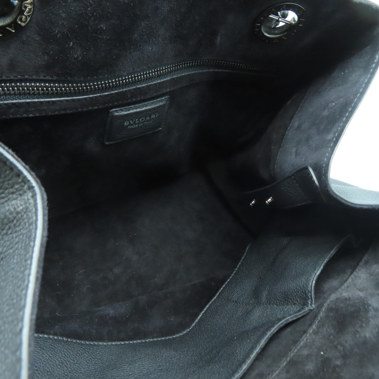 BVLGARI 【清倉大減價】牛皮皮革Shoulder Bag銀扣肩背袋黑色