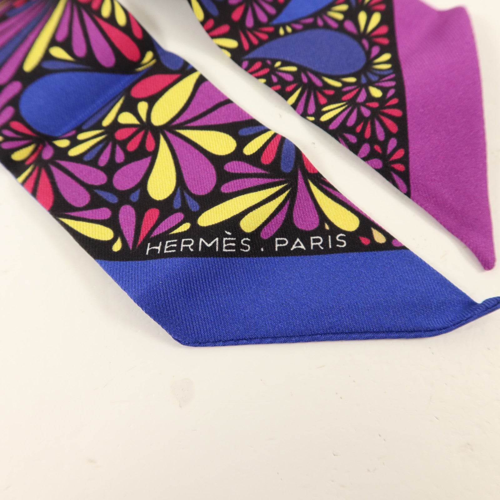 HERMES 絲質Twilly絲巾