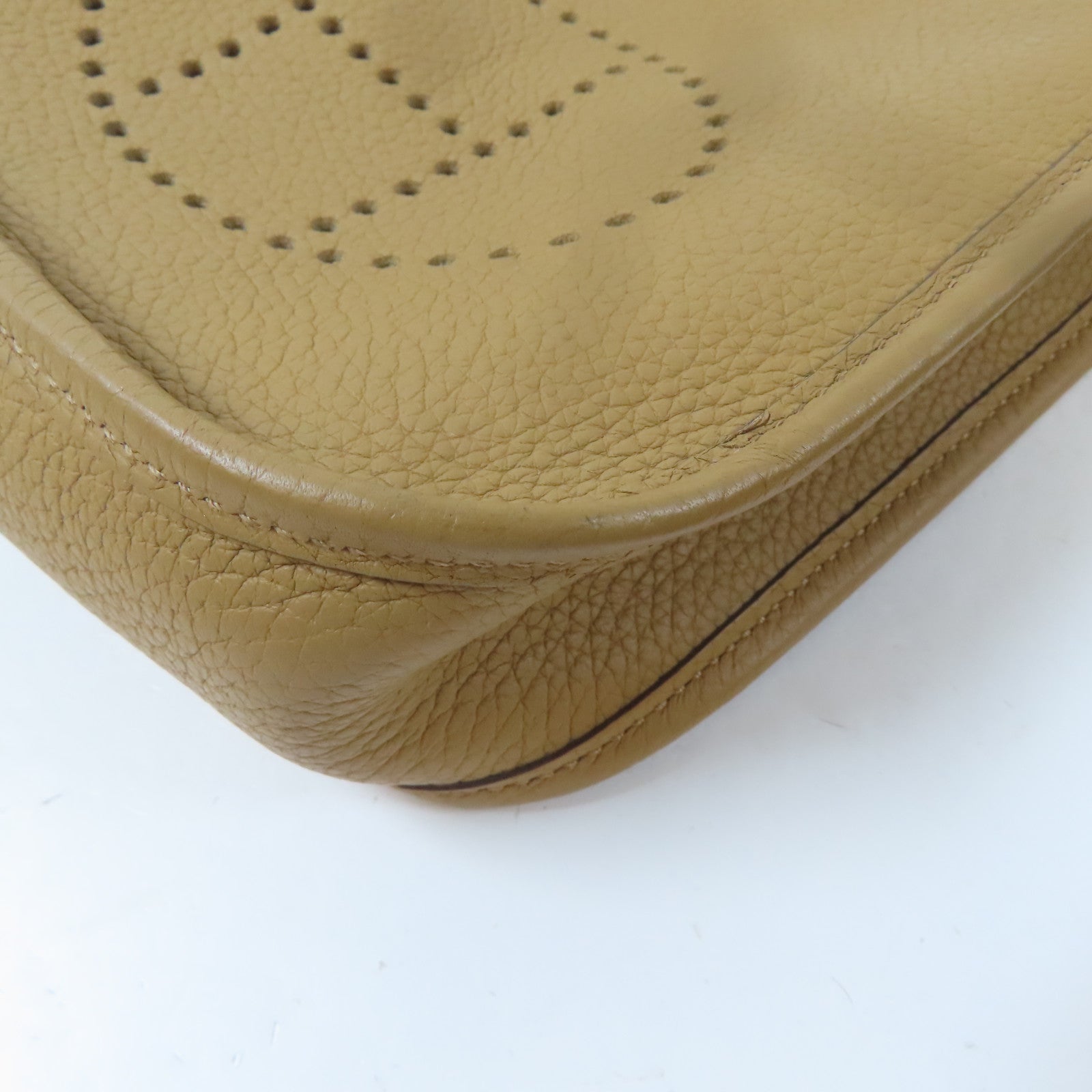 HERMES Clemence皮革Evelyne TPM金扣肩背袋Biscuit/啡色