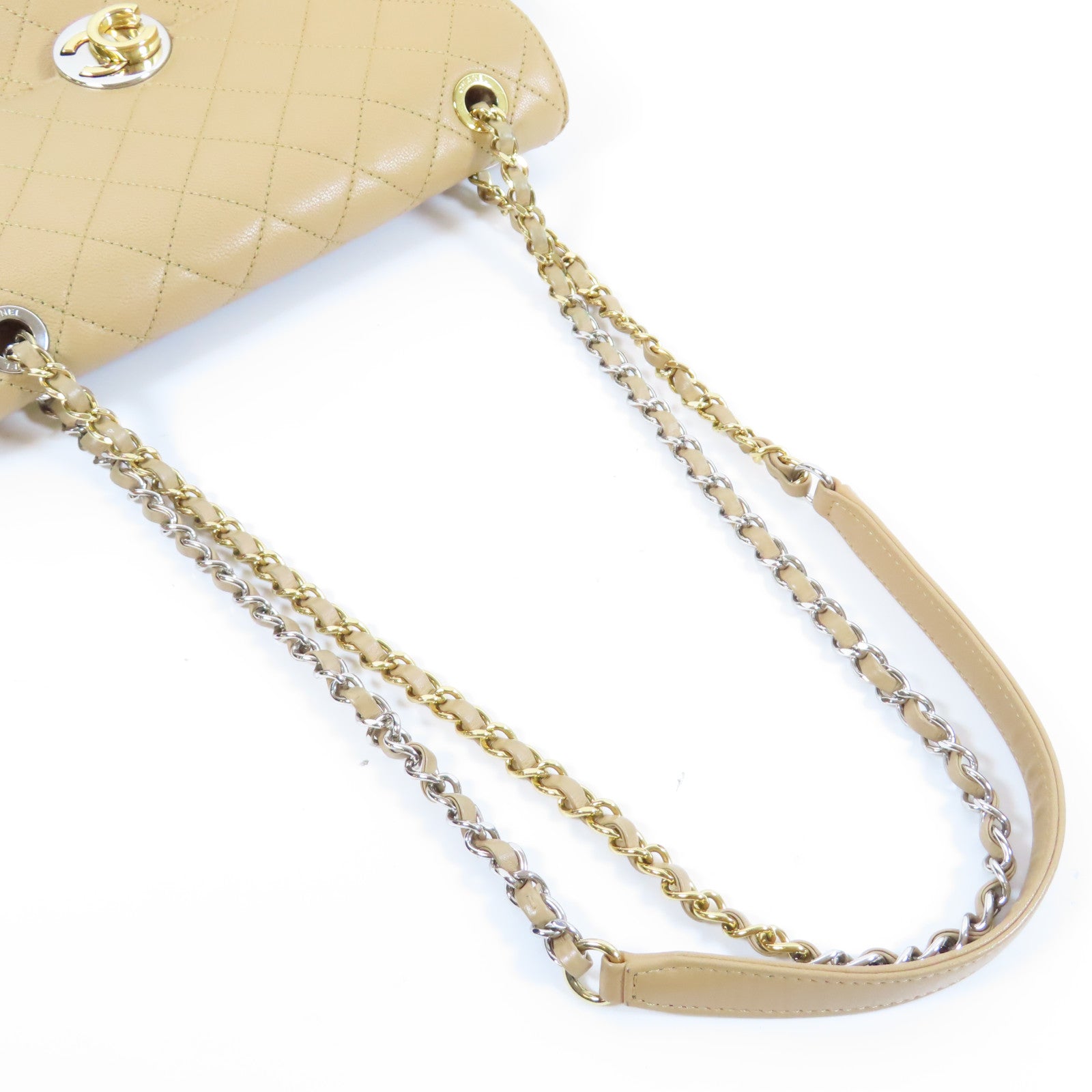 CHANEL **【激減優惠】菱格牛皮皮革Chain Shoulder Bag金扣鏈帶肩背袋米色