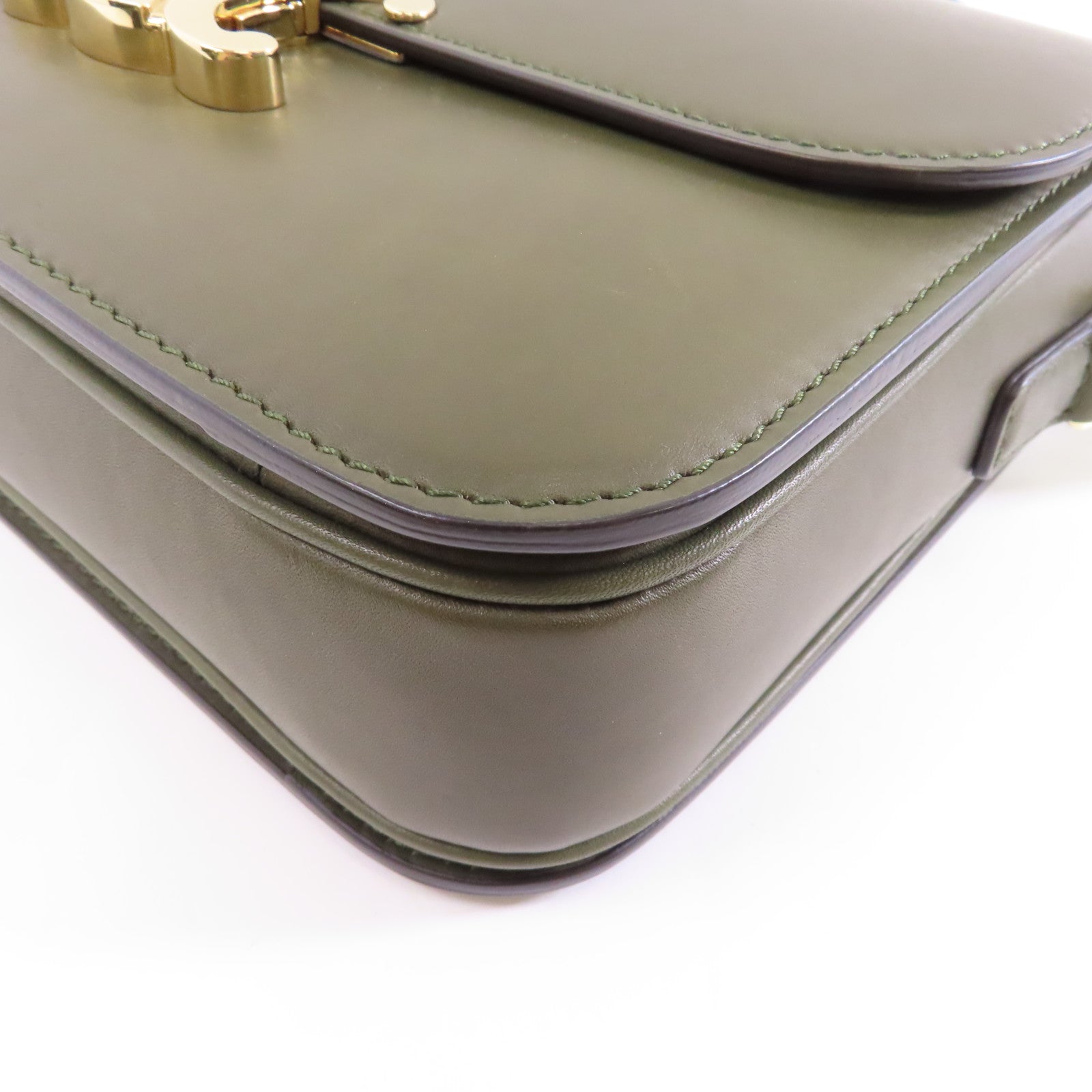 CELINE 牛皮皮革Tiromphe Medium金扣肩背袋綠色