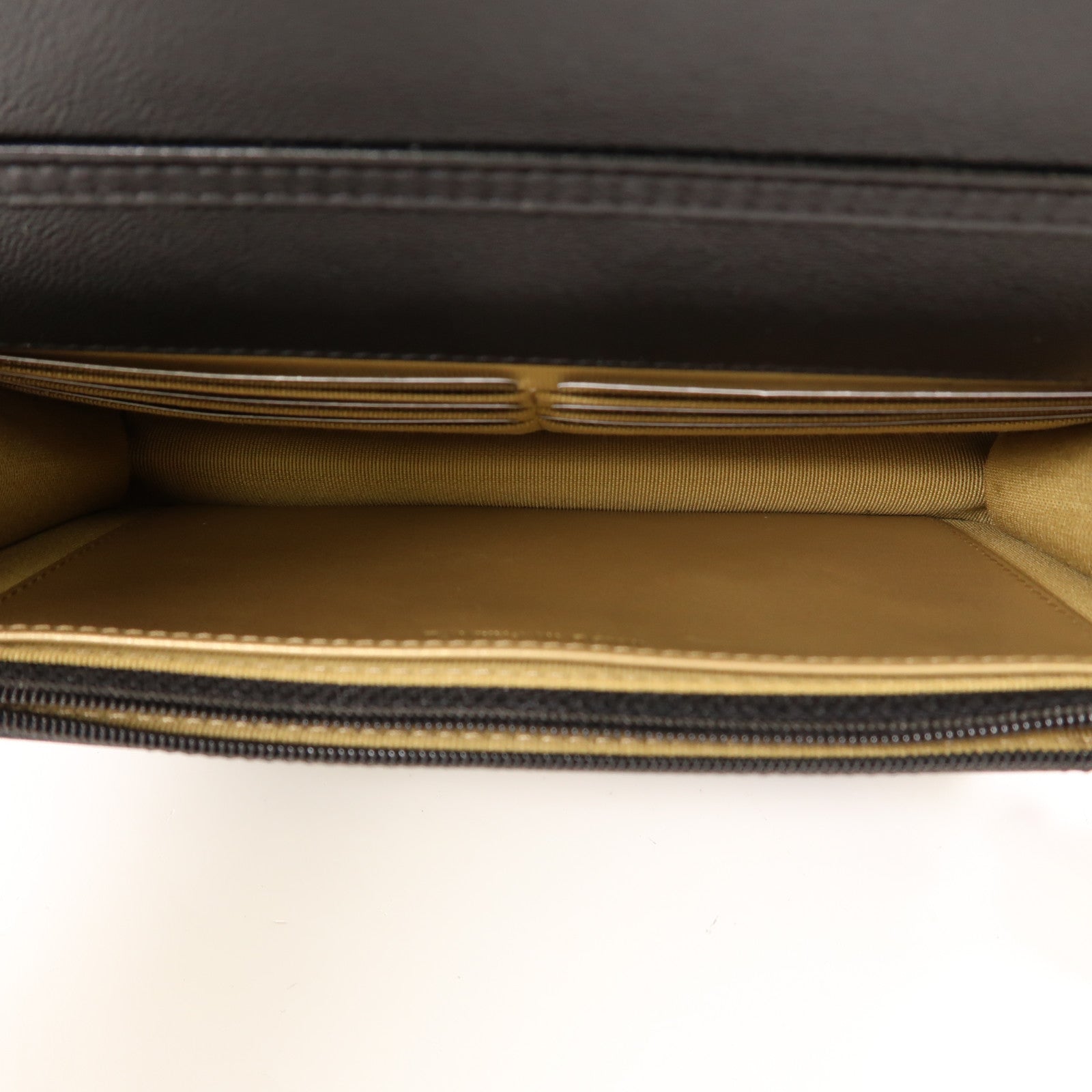 CHANEL 皮革Wallet On Chain金扣鏈帶肩背袋黑色