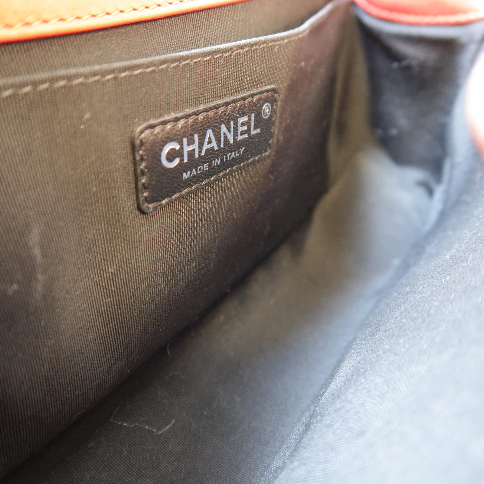 CHANEL **【激減優惠】菱格牛皮皮革Boy Chanel銀扣鏈帶肩背袋紅色