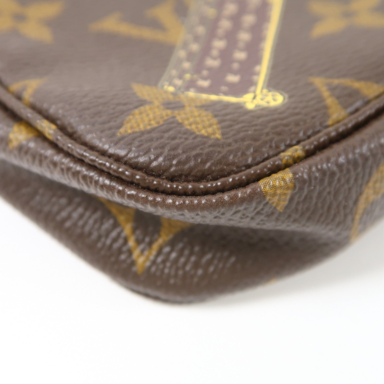 LOUIS VUITTON Monogram Pochette Accessories金扣手挽袋啡色