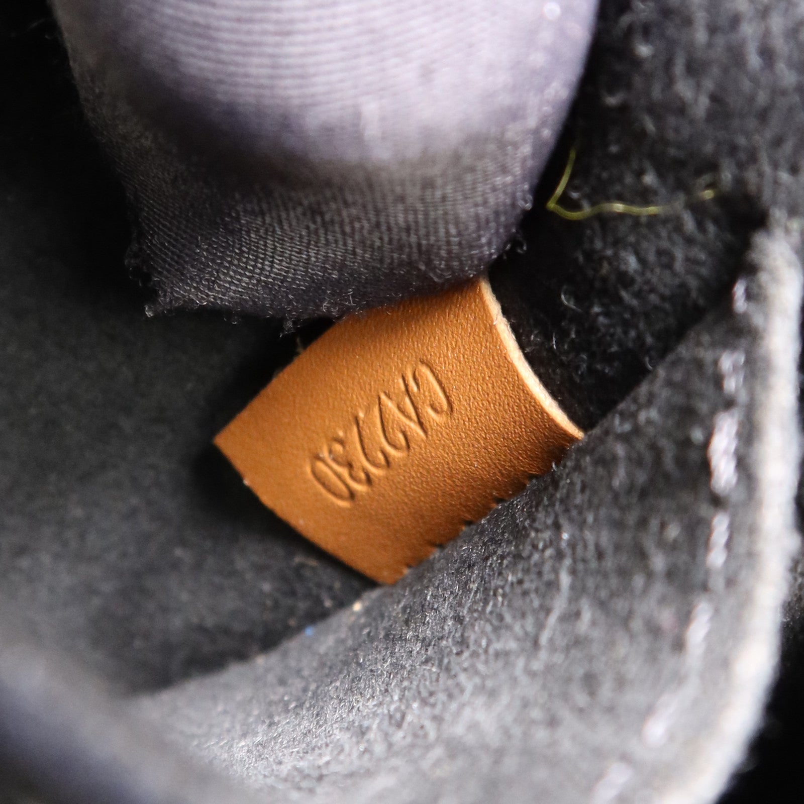 LOUIS VUITTON 【激減優惠】Monogram Reverse Dauphine MM金扣肩背袋