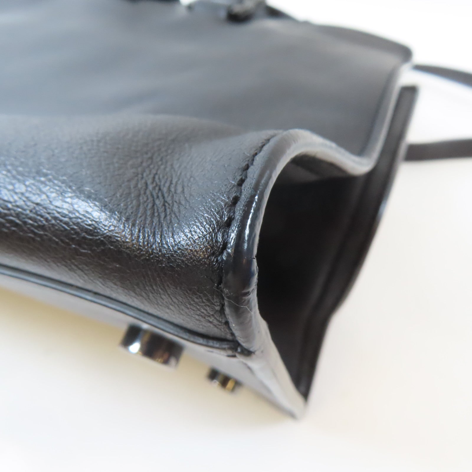 SAINT LAURENT 牛皮皮革Petit Cabas銀扣手挽肩背兩用袋黑色