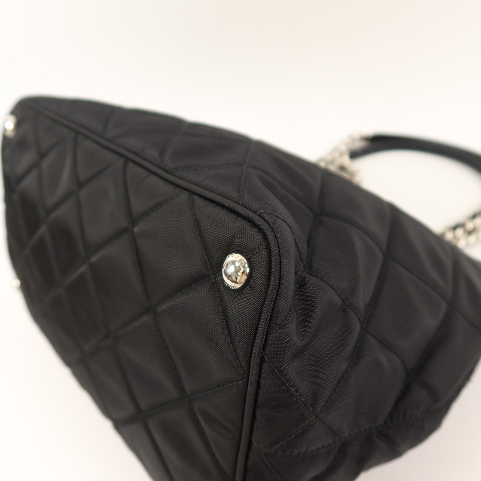 PRADA 尼龍Shoulder Bag鏈帶肩背袋
