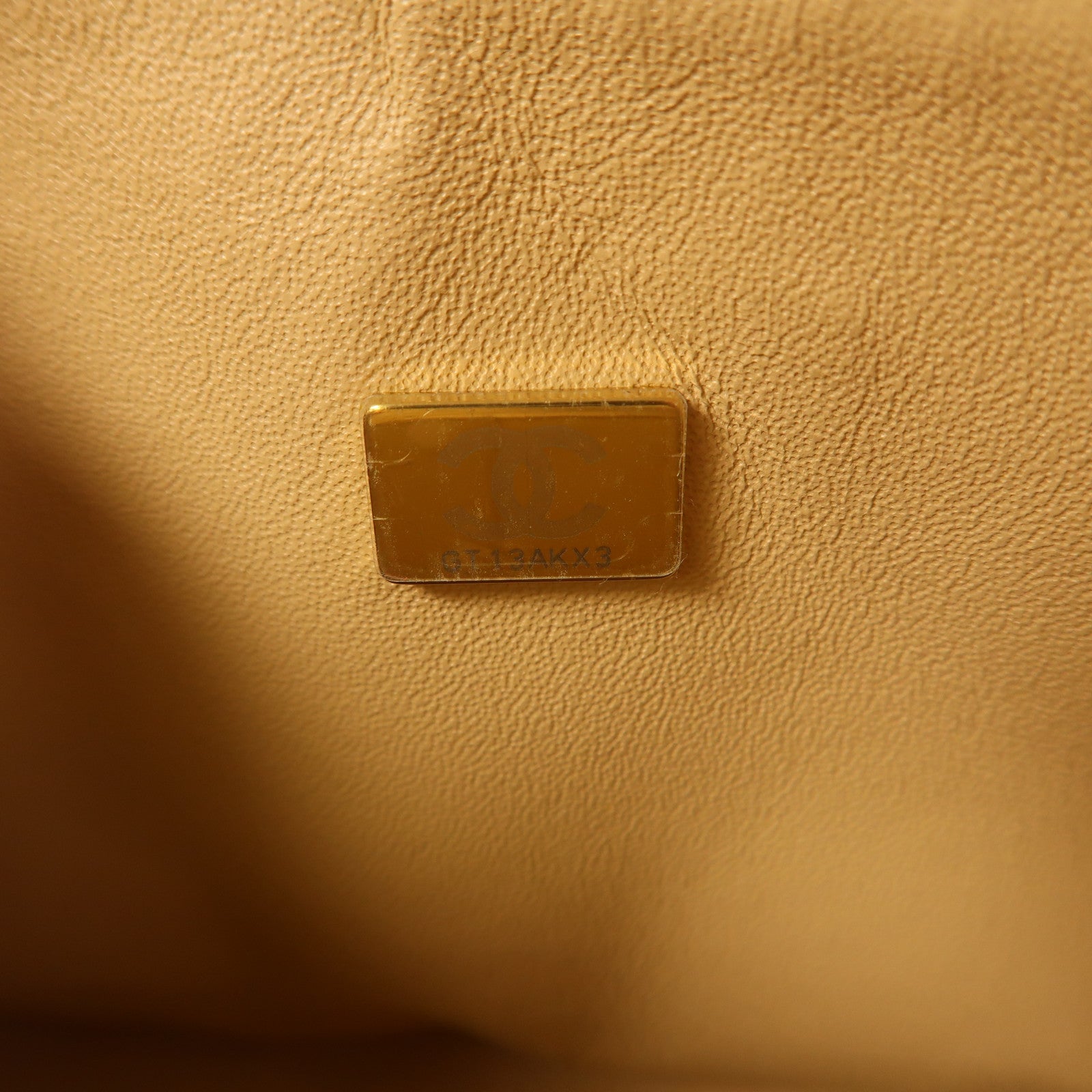 CHANEL 羊皮皮革Classic 23金扣鏈帶肩背袋