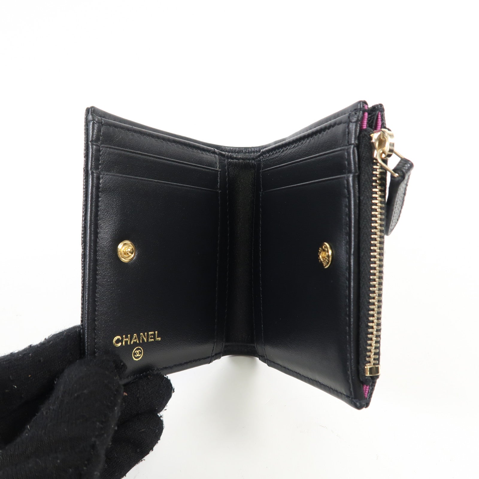 CHANEL 牛皮皮革Fold Wallet金扣錢包