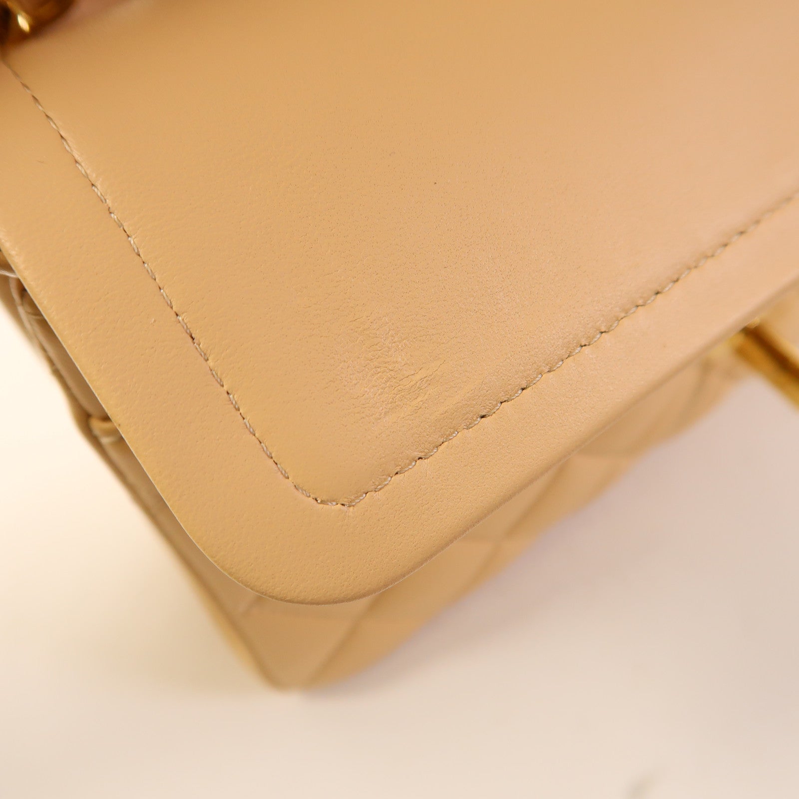 CHANEL 羊皮皮革Classic 23金扣鏈帶肩背袋