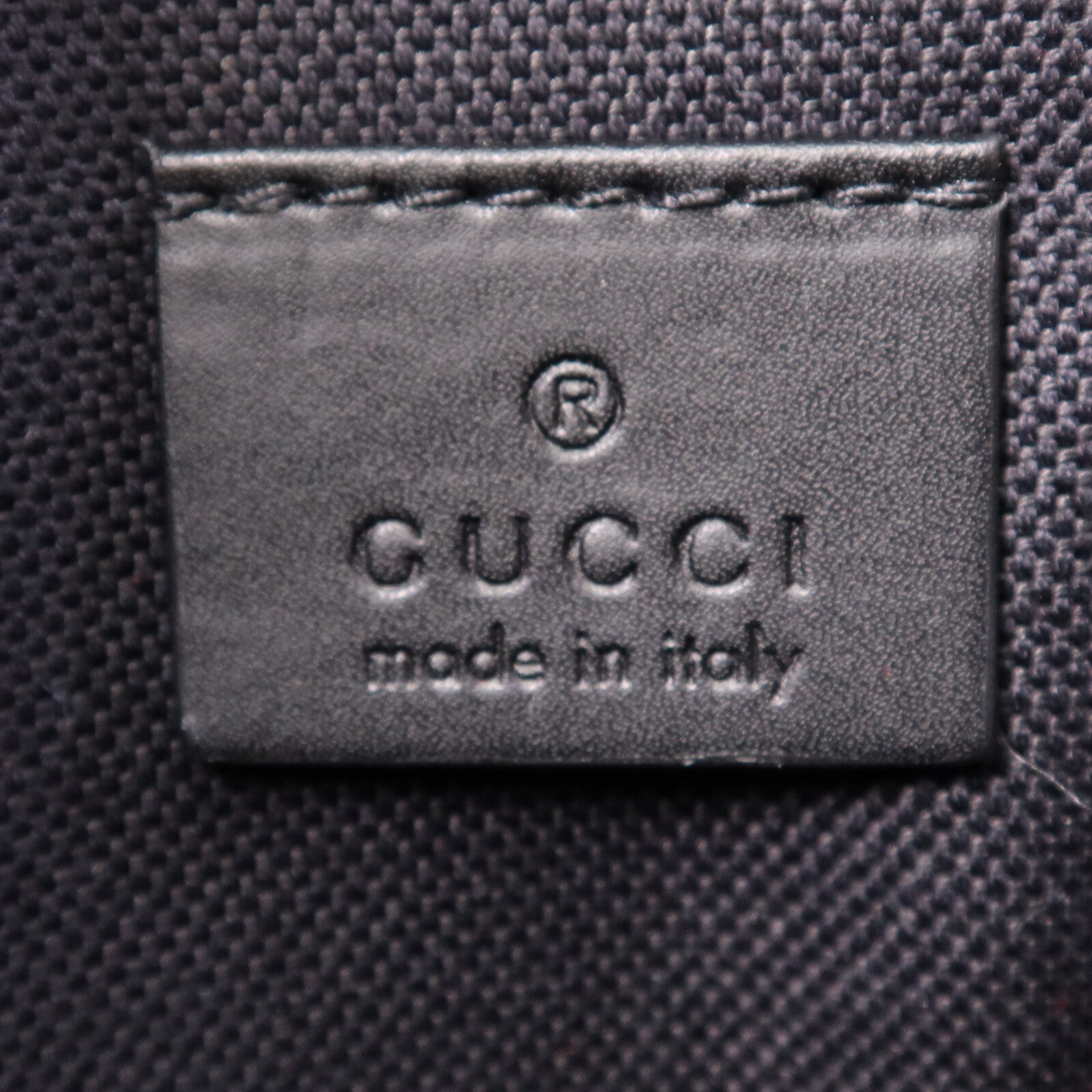 GUCCI 塗層帆布Waist Bag銀扣腰包